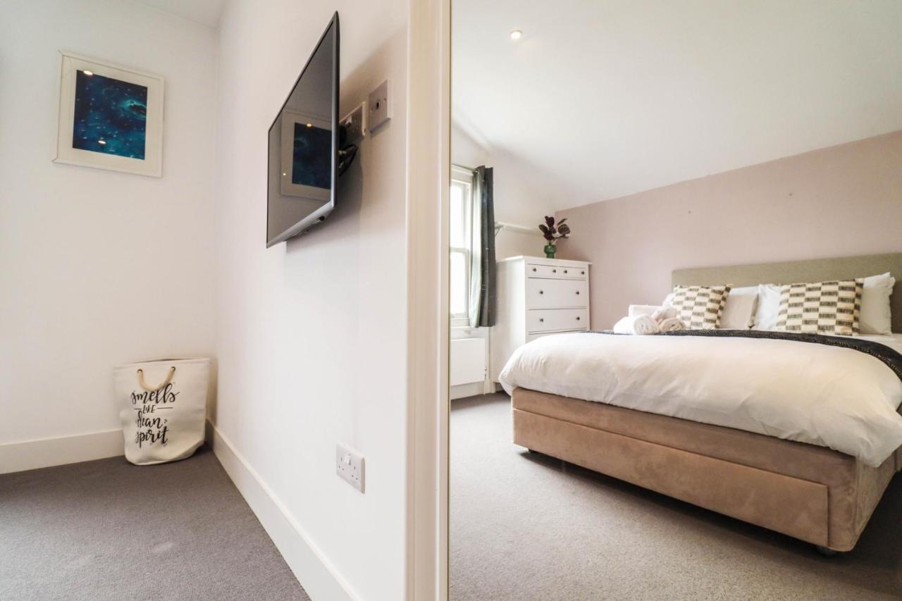 Modern & Spacious 1 Bedroom Clapham Junction Flat Londres Exterior foto